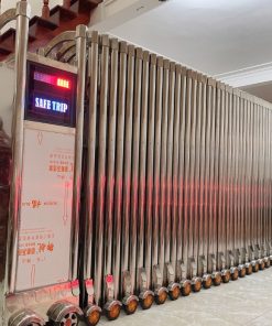 cửa cổng xếp inox 304