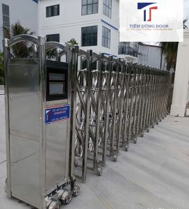 Lắp đặt cửa cổng xếp inox 304 tại KCN VSIP 2