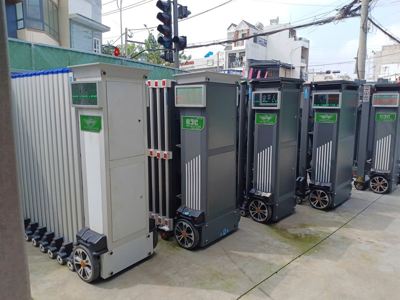 Cửa cổng nhôm nhập khẩu đẹp