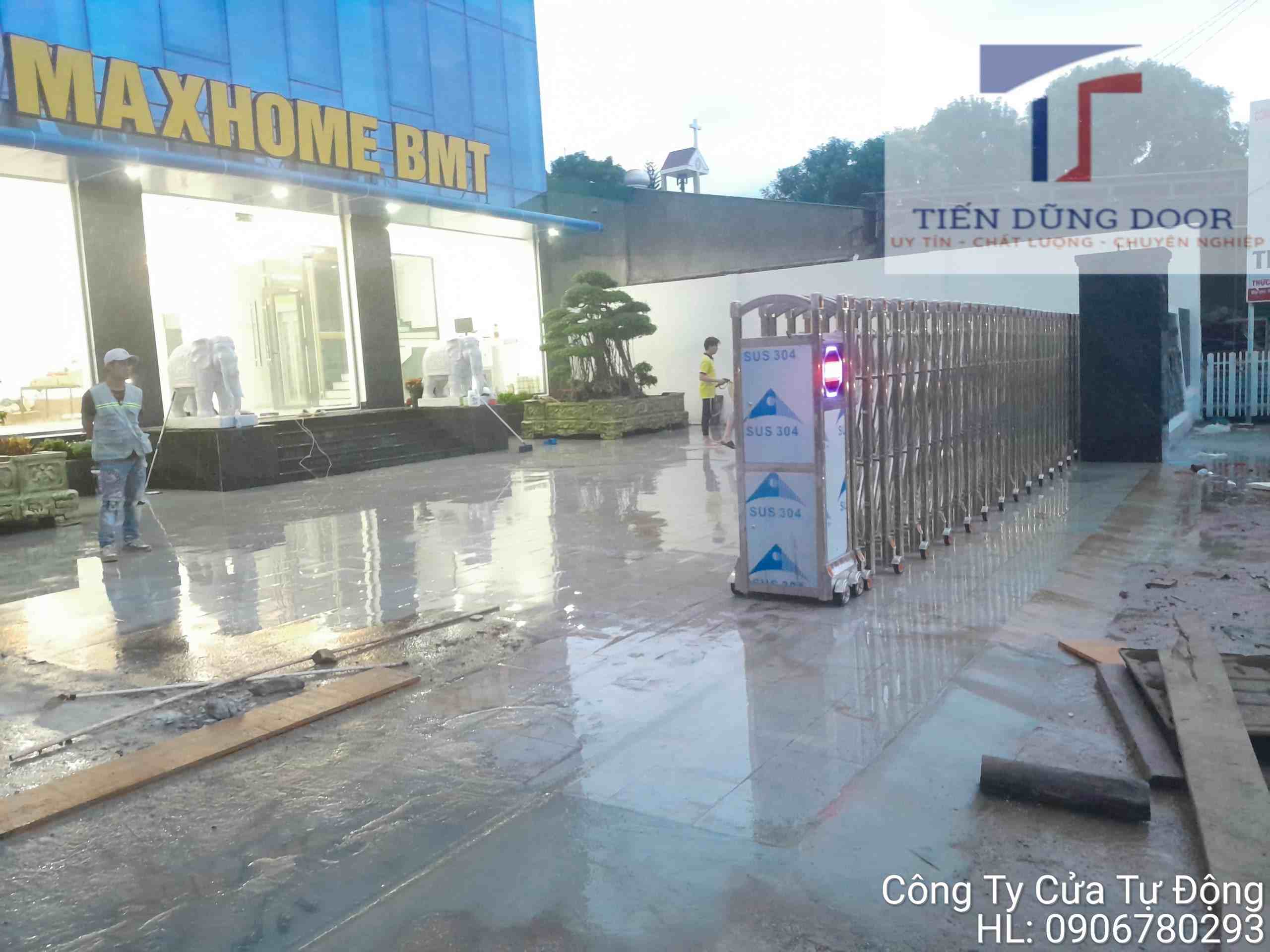 cửa cổng xếp tại Đắk Lắk