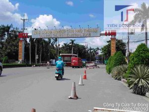 Cổng KCN Tân Phú Trung