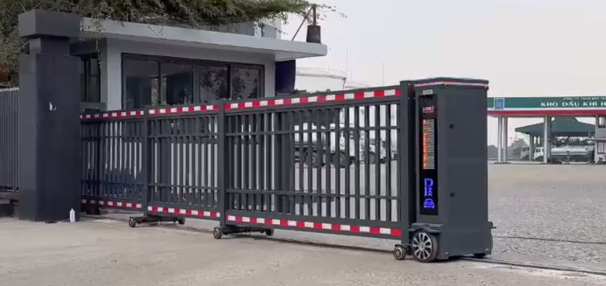 Cổng xếp trượt hợp kim nhôm nhập khẩu.