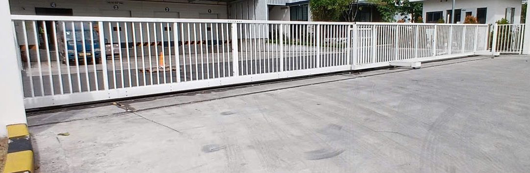 Mẫu cửa cổng sắt xếp lớp.