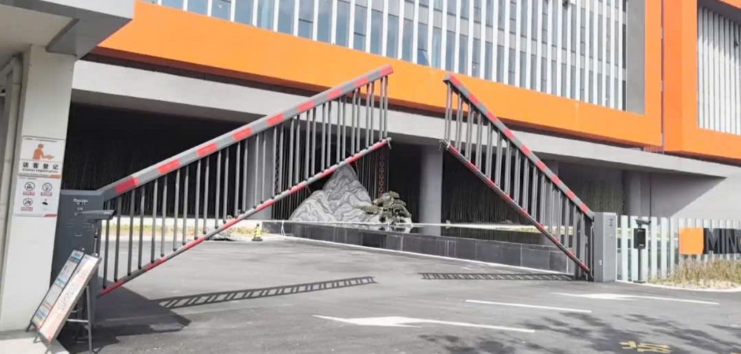 Cổng barie rào chắn tự động